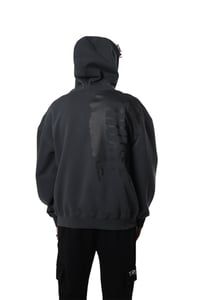 Clean Grey Hoodie  - صورة 4