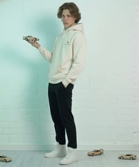 Trust Club Hoodie (off-white) - صورة 1