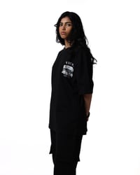 Black T-shirt - صورة 4
