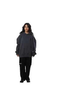 Clean Grey Hoodie  - صورة 2