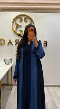 عباية عملية كريب كحلي وسماوي واخضر - صورة 3
