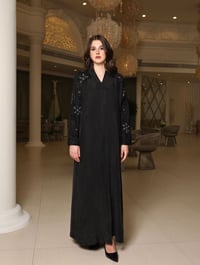 عباية حرير تطريز  - صورة 2