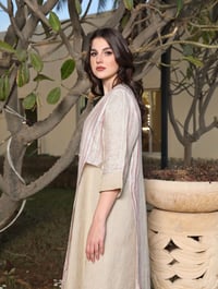 ثوب نسج Woven Muse - صورة 5