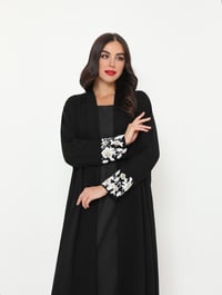 عباية تطريز 5827  - صورة 2