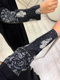 عباية عملية كريب اسود - صورة 1