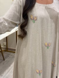 ثوب ورد توليب  - صورة 3