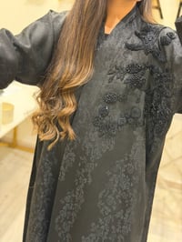 عباية تفته اسود مطرزة - صورة 3