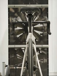 دراجة وين سبيسM6 Ultegra Di2 جنوط Hyper 3 - صورة 2