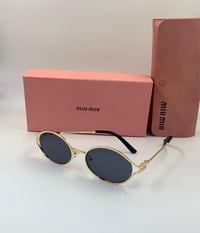 نظارات نسائية ماركة ميو ميو  - Image 9