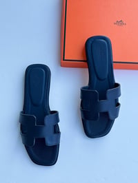 سليبر نسائية ماركة هرمز - Image 1