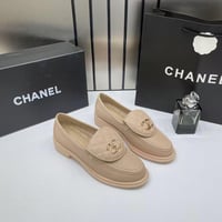 حذاء نسائي ماركة شانيل  - Image 9