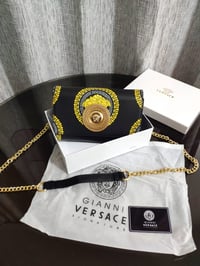 شنطة نسائية ماركة فرزاتشي  - Image 8
