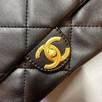 شنطة نسائية ماركة شانيل - صورة 10
