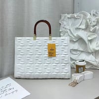 شنطة نسائية ماركة فندي - Image 6