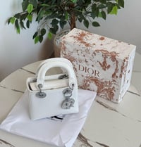 شنطة نسائية ماركة ديور  - Image 7