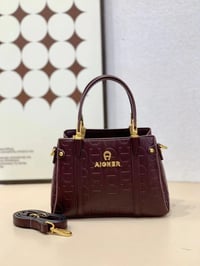 شنطة نسائية ماركة اقنر -a03 - صورة 10