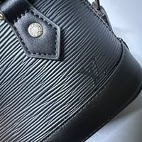 شنطة نسائية ماركة لويس فيتون   - Image 10