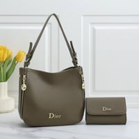 شنطة نسائية ماركة ديور  d32 - صورة 5