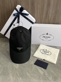 كاب ماركة برادا - صورة 9