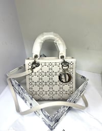 شنطة نسائية ماركة ديور  - Image 3