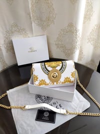 شنطة نسائية ماركة فرزاتشي  - Image 2