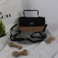 شنطة نسائية ماركة كوتش - صورة 2