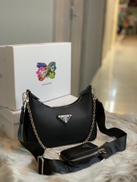 شنطة نسائية ماركة برادا - Image 4