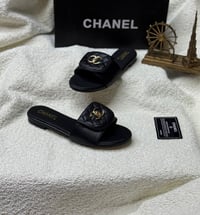 سليبر نسائي ماركة شانيل  - Image 6