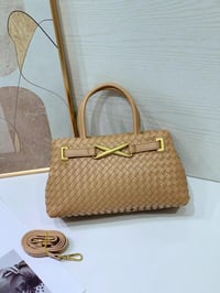شنطة نسائية ماركة بوتيغا - صورة 5