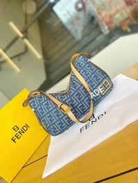 شنطة نسائية ماركة فندي - صورة 4