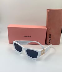 نظارات نسائية ماركة ميو ميو  - Image 14