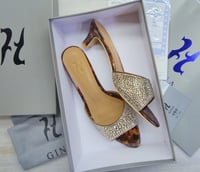 حذا كعب ماركة جينا - صورة 3