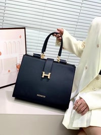 شنطة نسائية ماركة هرمز  - Image 8