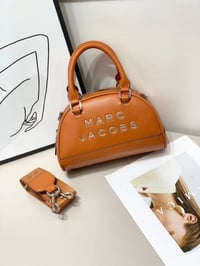 شنطة نسائية ماركة مارك جاكوب  - Image 6