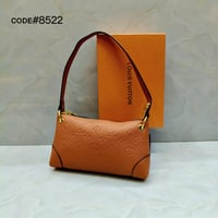 شنطة نسائية ماركة لويس فيتون  - Image 2