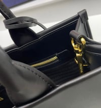 شنطة سنائية ماركة برادا - صورة 9