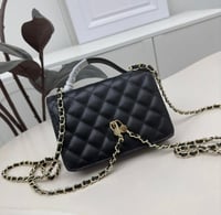 شنطة نسائية ماركة شانيل  - Image 7
