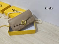 شنطة نسائية ماركة فندي  - Image 8