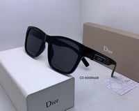 نظارات نسائية ماركة ديور - صورة 3