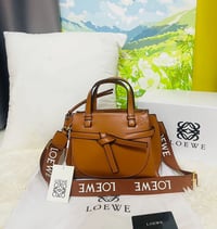 شنطة نسائية ماركة لوي  - Image 8