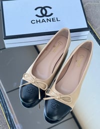 حذاء نسائي ماركة شانيل -c01 - صورة 3