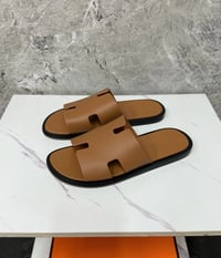 حذاء رجالي ماركة هرمز  - Image 7
