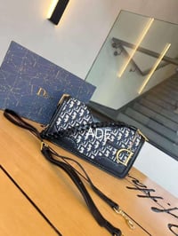 شنطة نسائية ماركة ديور - صورة 6