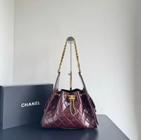 شنطة نسائية ماركة شانيل  - Image 6