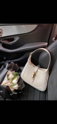 شنطة نسائية ماركة غوتشي  - صورة 4