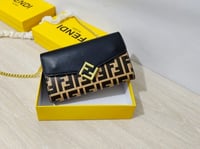 شنطة نسائية ماركة فندي  - Image 2