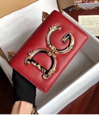 شنطة نسائية ماركة دولشي اند جايانا - Image 2