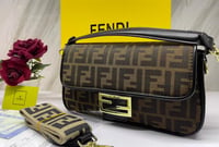 شنطة نسائية ماركة فندي - Image 7