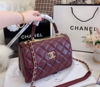 شنطة نسائية ماركة شانيل  - صورة 4