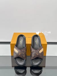 سليبر نسائي ماركة لويس فيتون  - Image 3